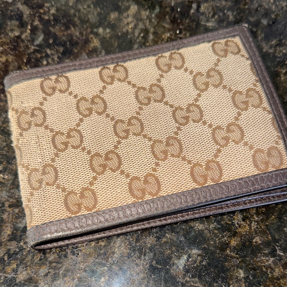 Vintage Gucci Tan and Brown GG Monogram Wallet
